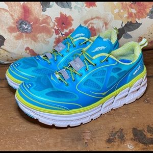 HOKA one one Conquest Tarmac Women’s Running Shoes 8.5 Aqua White Acid